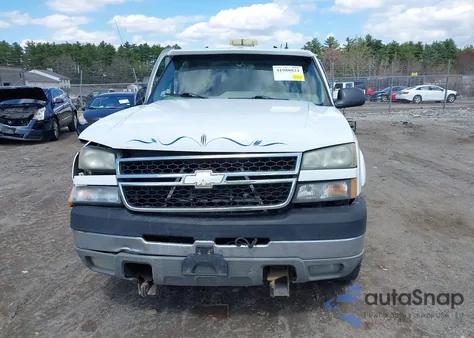 2006 Chevrolet Silverado 2500Hd Lt1 z USA, uszkodzony, nr VIN 1GCHK24U36E100921